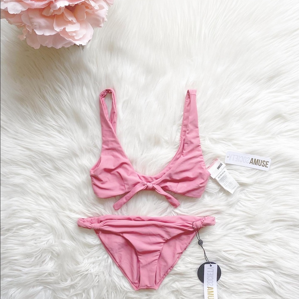 🌟SOLD🌟NWT Amuse Society Pink Tie Set